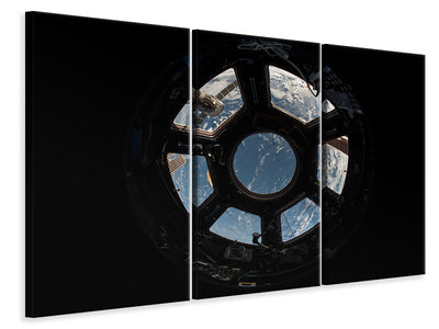 canvas-print-a-look-from-the-iss