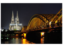 3-piece-canvas-print-at-night-in-cologne