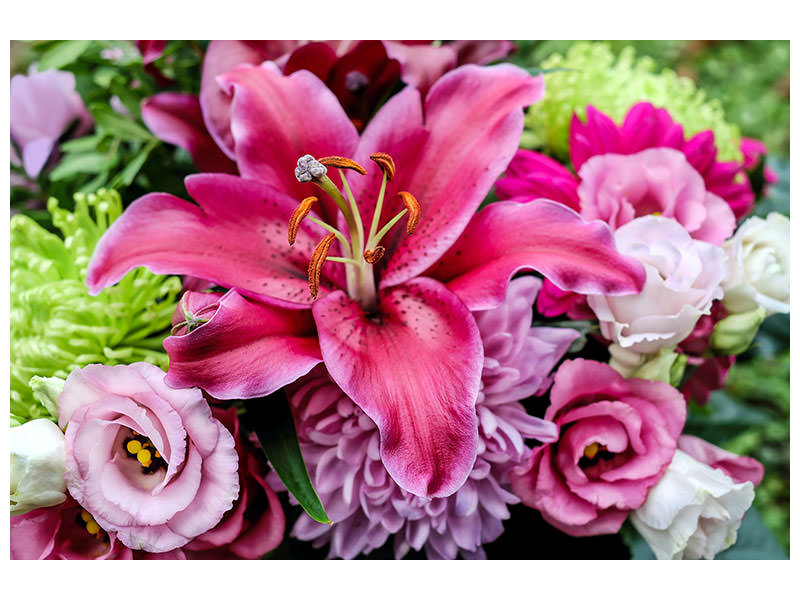 3-piece-canvas-print-bouquet-with-lily