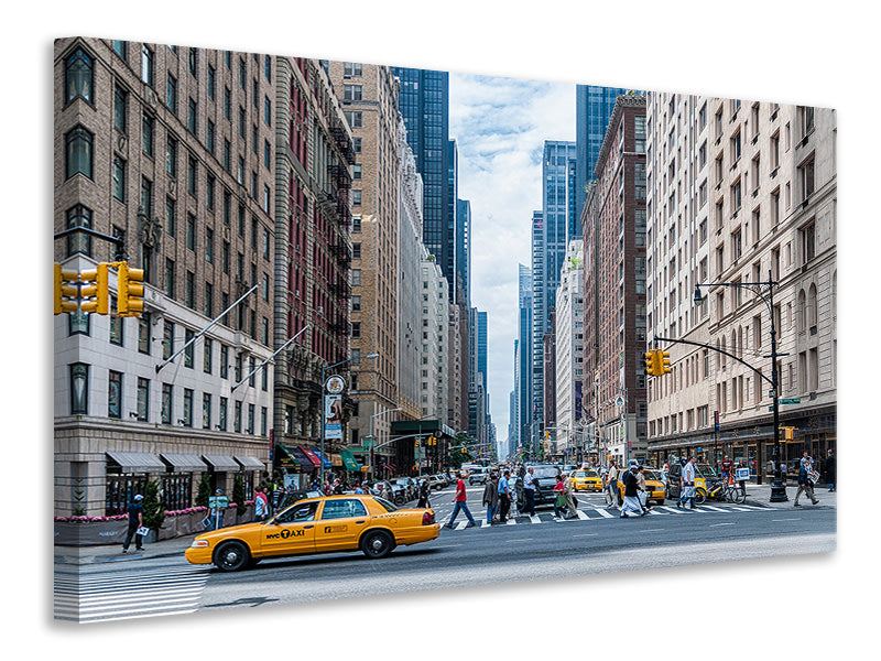 3-piece-canvas-print-in-the-middle-of-manhattan