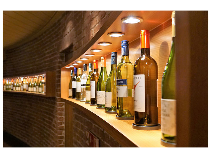 3-piece-canvas-print-in-the-wine-bar