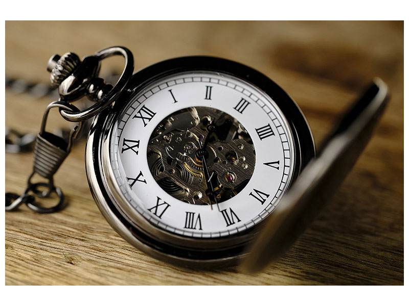 4-piece-canvas-print-retro-clock