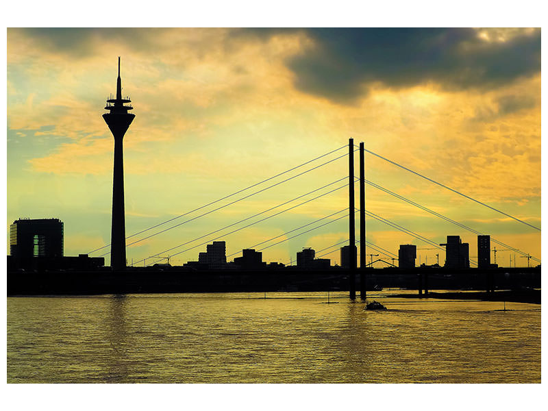 3-piece-canvas-print-skyline-in-the-evening-light