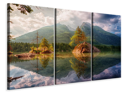canvas-print-the-clear-mountain-lake
