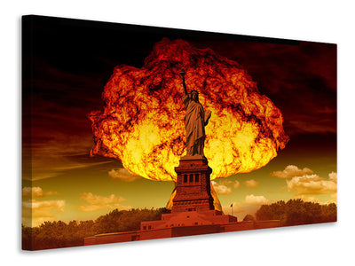 canvas-print-statue-of-liberty-in-spectacular-light