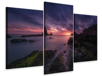 modern-3-piece-canvas-print-between-lanterns