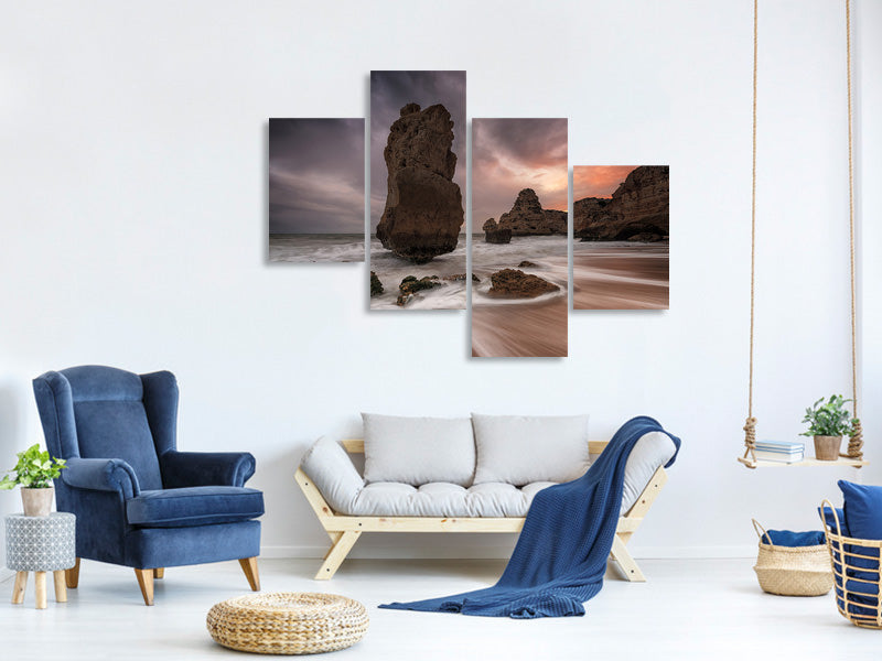 modern-4-piece-canvas-print-totem